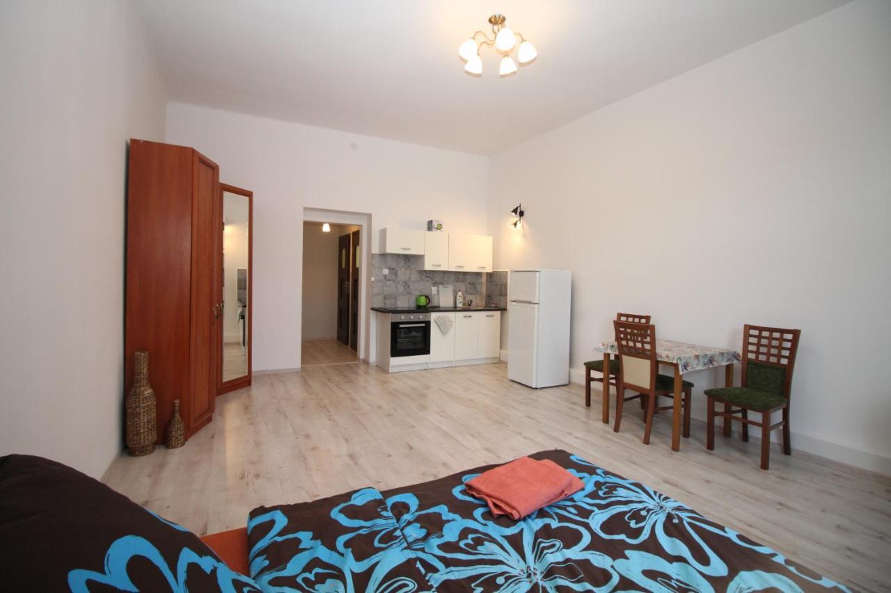 Ali 3 Apartment Sosnowiec Bagian luar foto